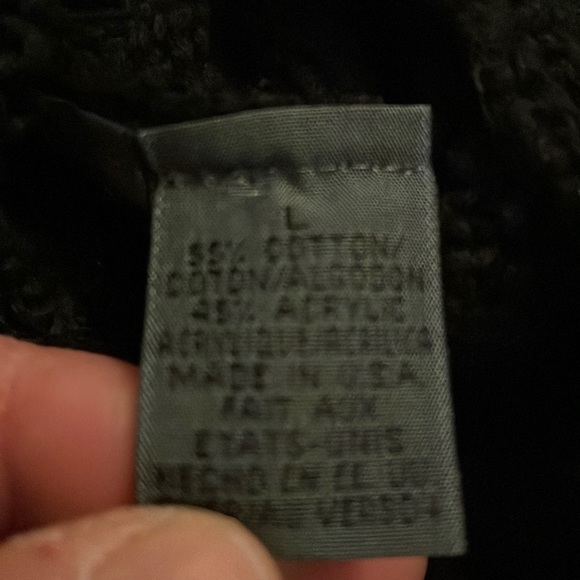 Liz Wear sweater - Picture 2 of 4